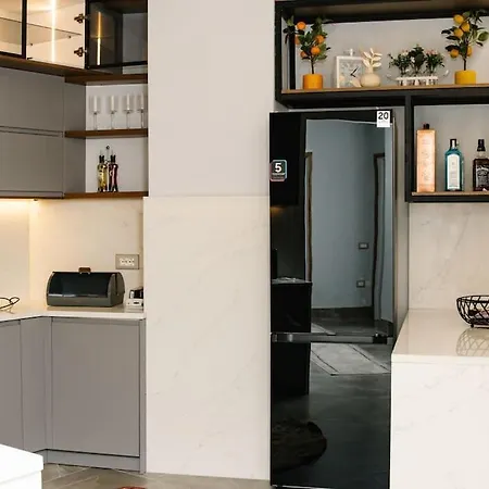Apartment Charming & Panoramic 2 Bed In The Heart Of Tirana